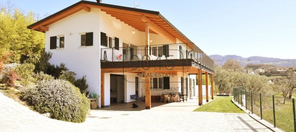 Villa T3 em Caprino Veronese, Italy N.º 404342 2