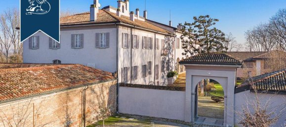 7 bedrooms Castles in Bertonico, Italy No. 56590 17