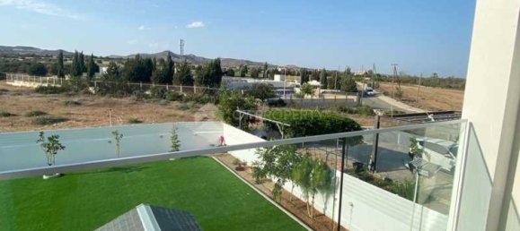 4 Schlafzimmer Haus in Maroni, Cyprus, Nr. 7663 4