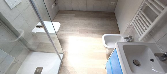 1 chambre Appartement à Milan, Italy No. 350122 5