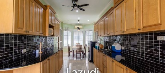 4 bedrooms Villa in Cha-am, Thailand No. 14467 5