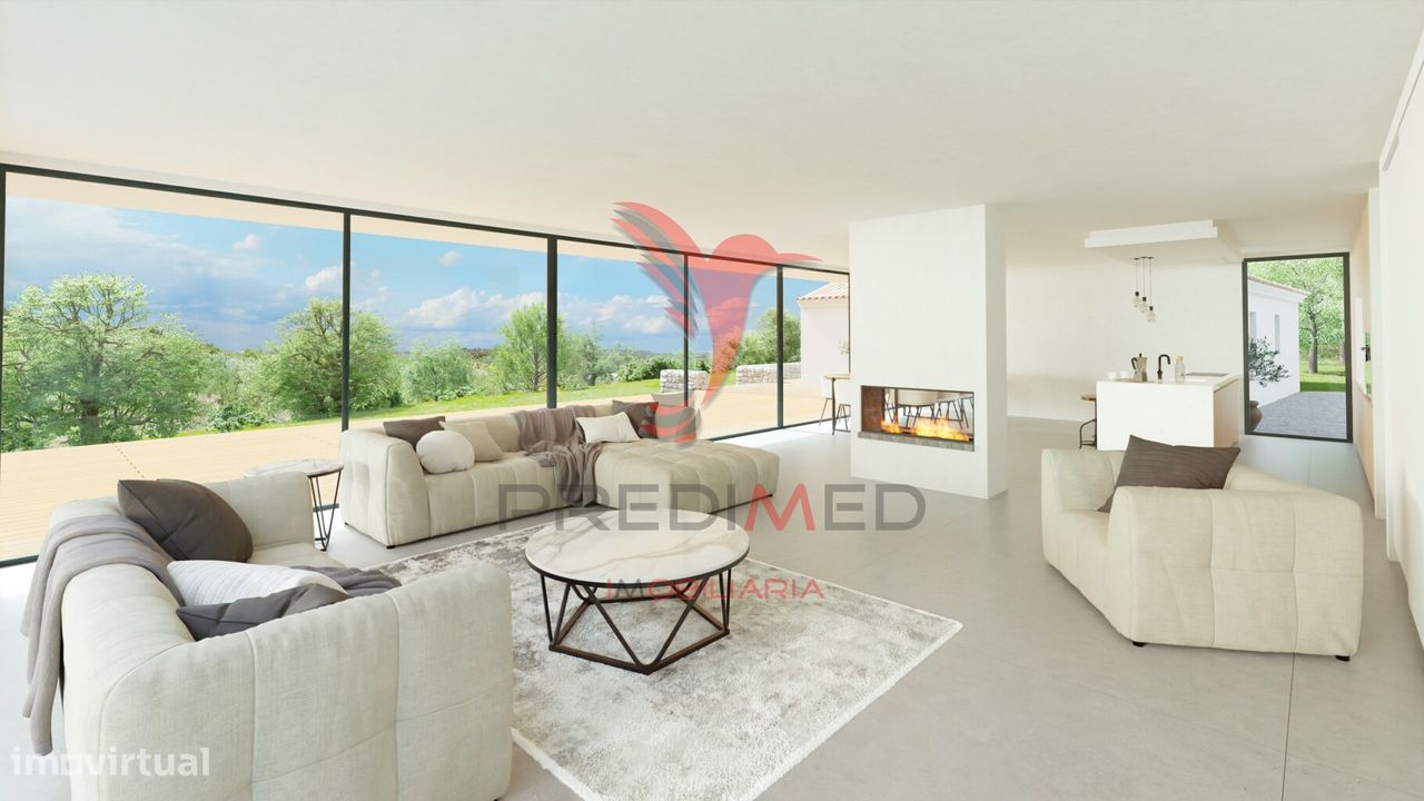 15000m² Land in Santa Catarina da Fonte do Bispo, Portugal No. 68749