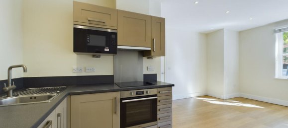 1 bedroom Apartment in Beckenham, United Kingdom No. 923 3