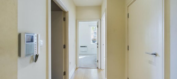 1 bedroom Apartment in Beckenham, United Kingdom No. 923 6