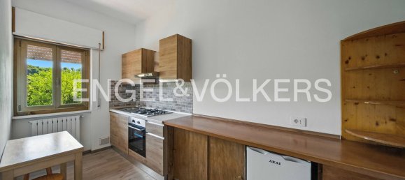 Квартира с 2 комнатами в Варесе, Италия № 315063 8