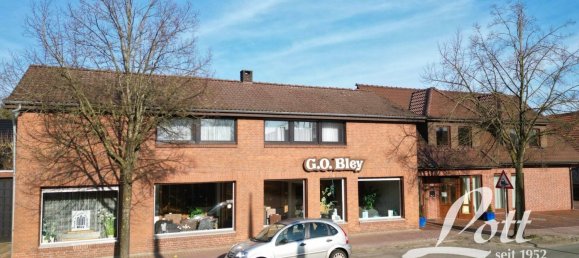 479m² Building in Ammerland, Germany No. 121146 2