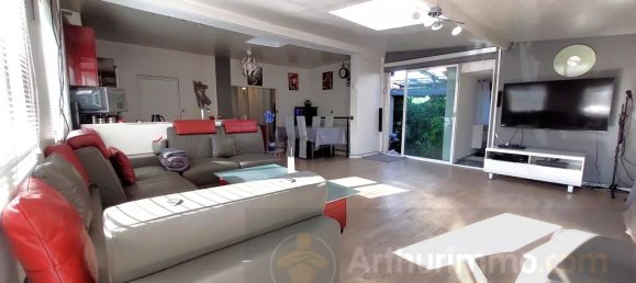 2 Schlafzimmer Haus in Livry-Gargan, France, Nr. 186257 5