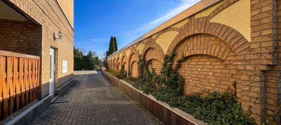 Edificio de 35 habitaciónes en Hildesheim, Germany No. 138524 3