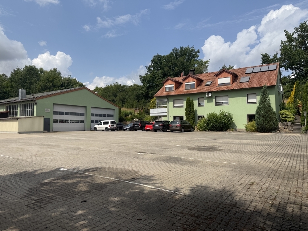  عقار تجاري في Kitzingen, Germany 345متر مربع رقم 229257