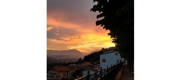 Apartamento de 5 habitaciónes en Tortoreto, Italy No. 252930 2