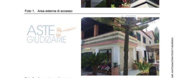 5 rooms Apartment in Monte di Procida, Italy No. 131045 7