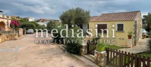 Casa de 4 habitaciónes en Olbia, Italy No. 24293 14