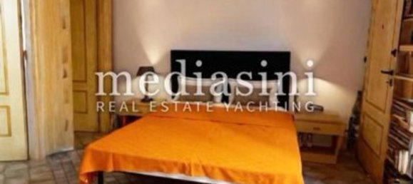 Casa de 4 habitaciónes en Olbia, Italy No. 24293 11