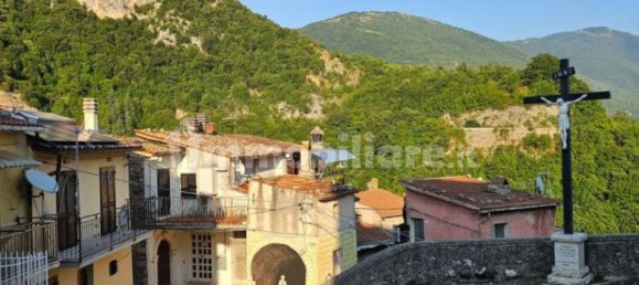 Квартира с 2 спальнями в Капистрелло, Италия № 346917 33