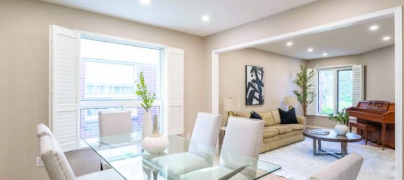 5 bedrooms House in Mississauga, Canada No. 386 10