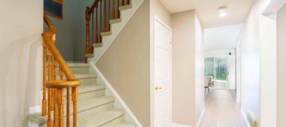 5 bedrooms House in Mississauga, Canada No. 386 6