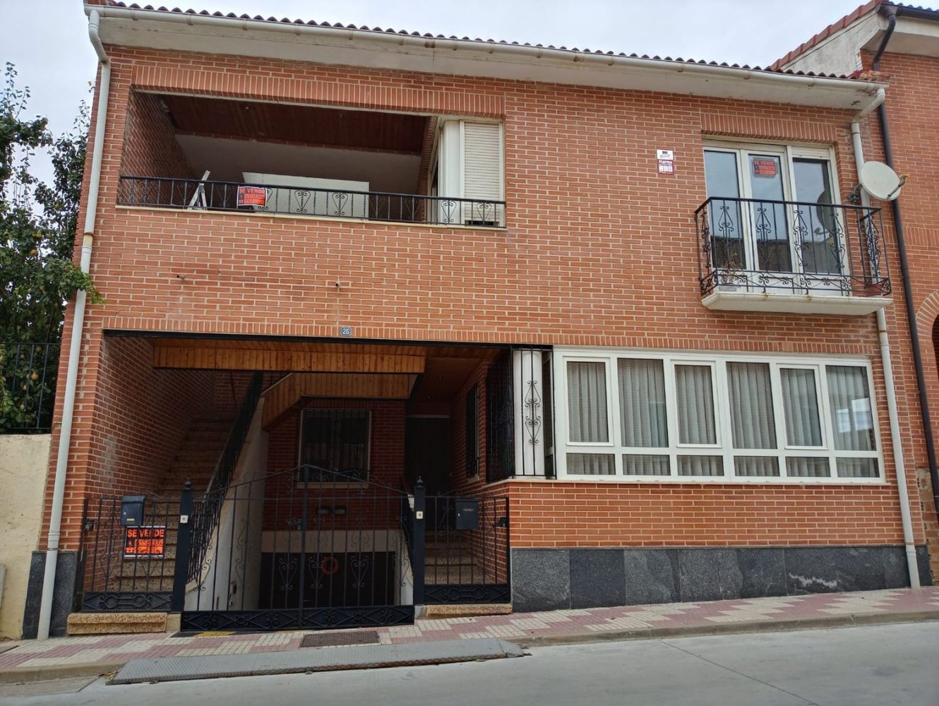 3 Schlafzimmer Haus in Duenas, Spain, Nr. 214229