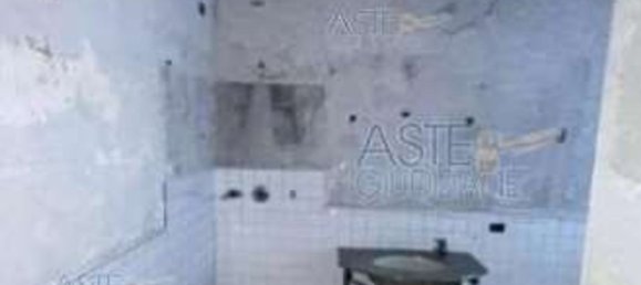 Apartamento de 3 habitaciónes en Pistoia, Italy No. 293323 10