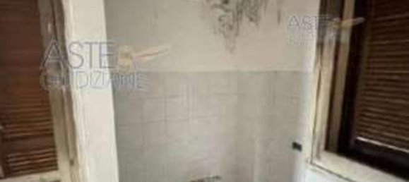 Apartamento de 3 habitaciónes en Pistoia, Italy No. 293323 12