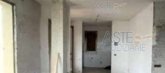 Apartamento de 3 habitaciónes en Pistoia, Italy No. 293323 13