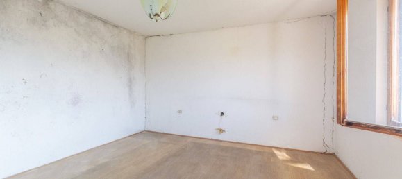 3 bedrooms Villa in Cesiomaggiore, Italy No. 271300 31