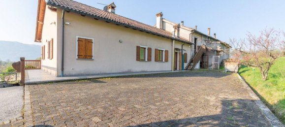 3 bedrooms Villa in Cesiomaggiore, Italy No. 271300 4