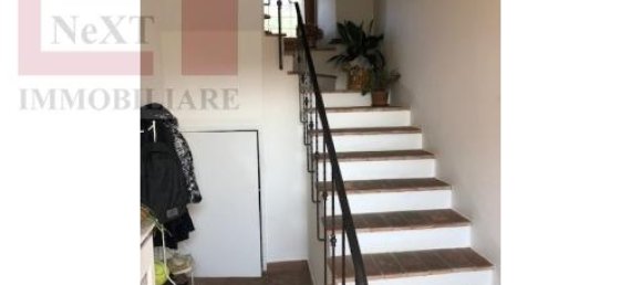 6 rooms House in Rignano sull'Arno, Italy No. 22003 5