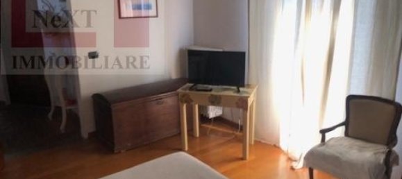 6 rooms House in Rignano sull'Arno, Italy No. 22003 2