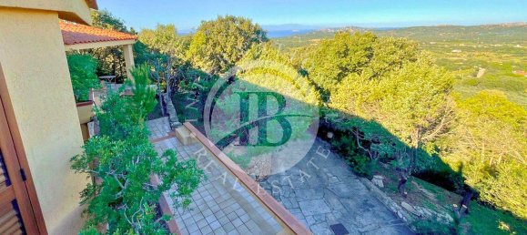 6 bedrooms Villa in Palau, Italy No. 19379 43