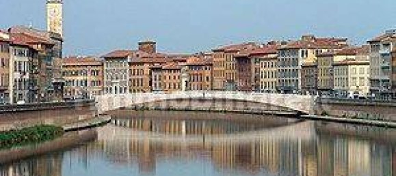 2 rooms Commercial property in Pisa, Italy No. 70382 3