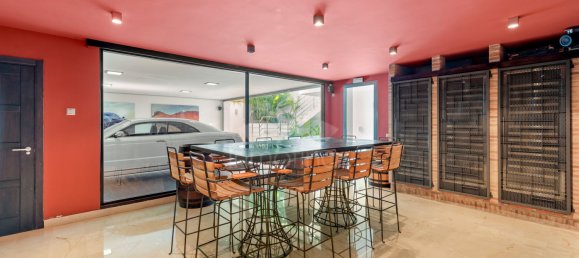 7 bedrooms Villa in Marbella, Spain No. 120413 23