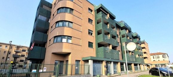 2 rooms Apartment in Monza, Italy No. 185221 21