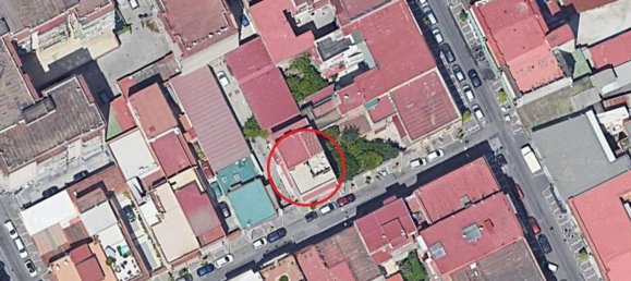 275m² Commercial property in Naples, Italy No. 370798 12