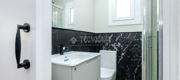 Apartamento de 3 habitaciónes en El Prat de Llobregat, Spain No. 145926 4