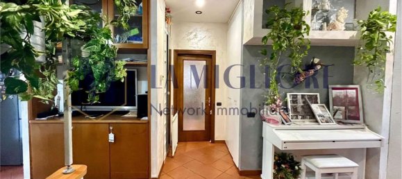 5-salle Appartement à Montale, Italy No. 306959 3