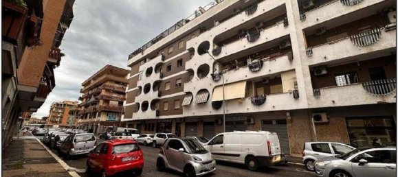 Квартира с 4 спальнями в Рим, Италия № 321494 17