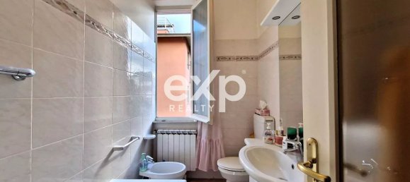 5 rooms Apartment in La Spezia, Italy No. 103062 19