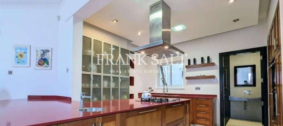 3 bedrooms House in Mgarr, Malta No. 10910 7