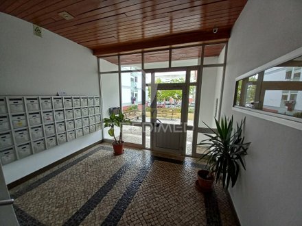 3 bedrooms Apartment in Corroios, Portugal No. 86508