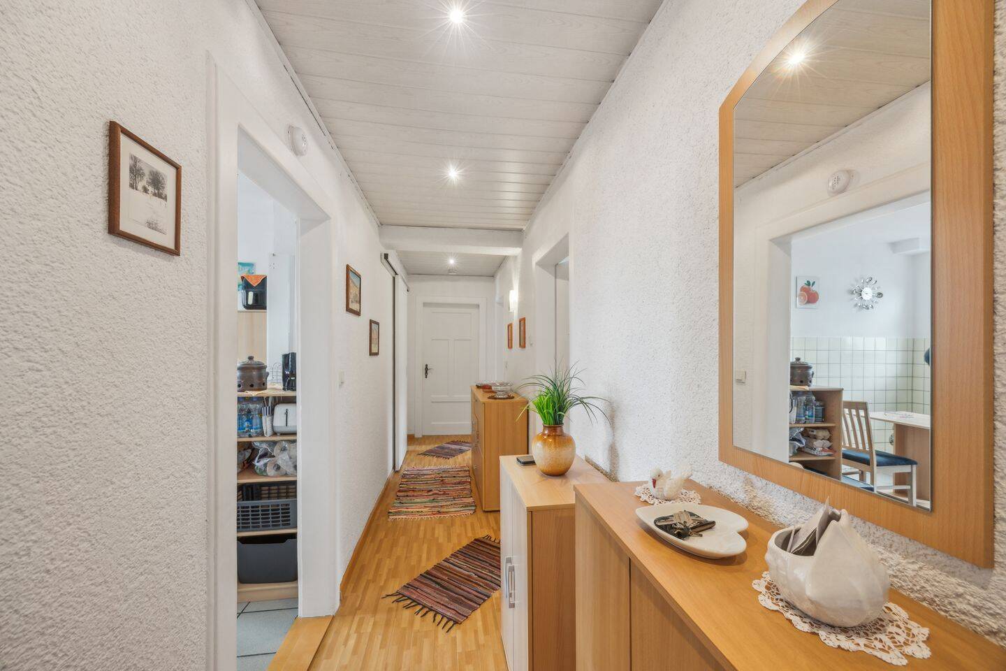 Apartamento de 2 dormitorios en Lorrach, Germany No. 353276