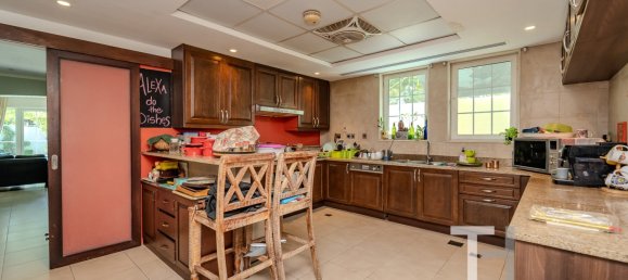 4 bedrooms Villa in Jumeirah Park, UAE No. 30542 6