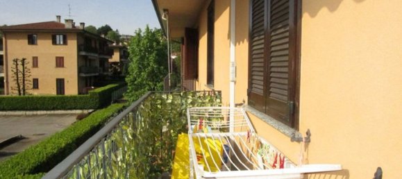 2 rooms Apartment in Carate Brianza, Italy No. 3643 17