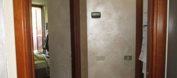 2 rooms Apartment in Carate Brianza, Italy No. 3643 25