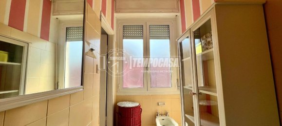 5 rooms Apartment in Brescia, Italy No. 14762 32