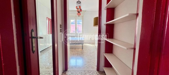 5 rooms Apartment in Brescia, Italy No. 14762 27