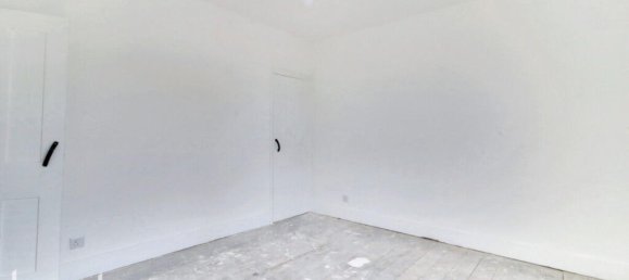 Коммерческая недвижимость с 2 спальнями в Санскомб, Великобритания № 4956 8