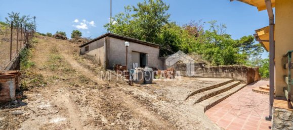 8 bedrooms Villa in Monreale, Italy No. 321077 11