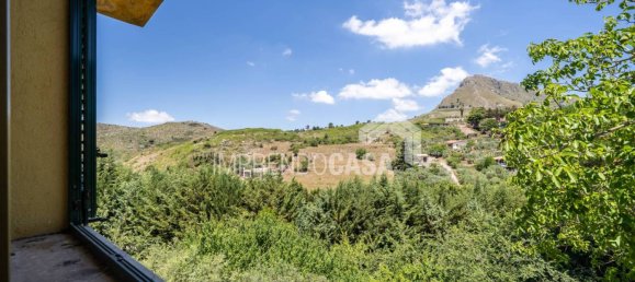 8 bedrooms Villa in Monreale, Italy No. 321077 2