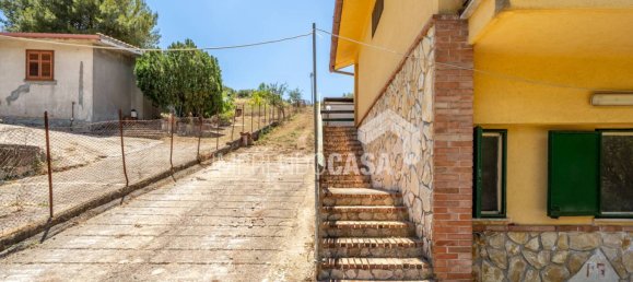 8 bedrooms Villa in Monreale, Italy No. 321077 3