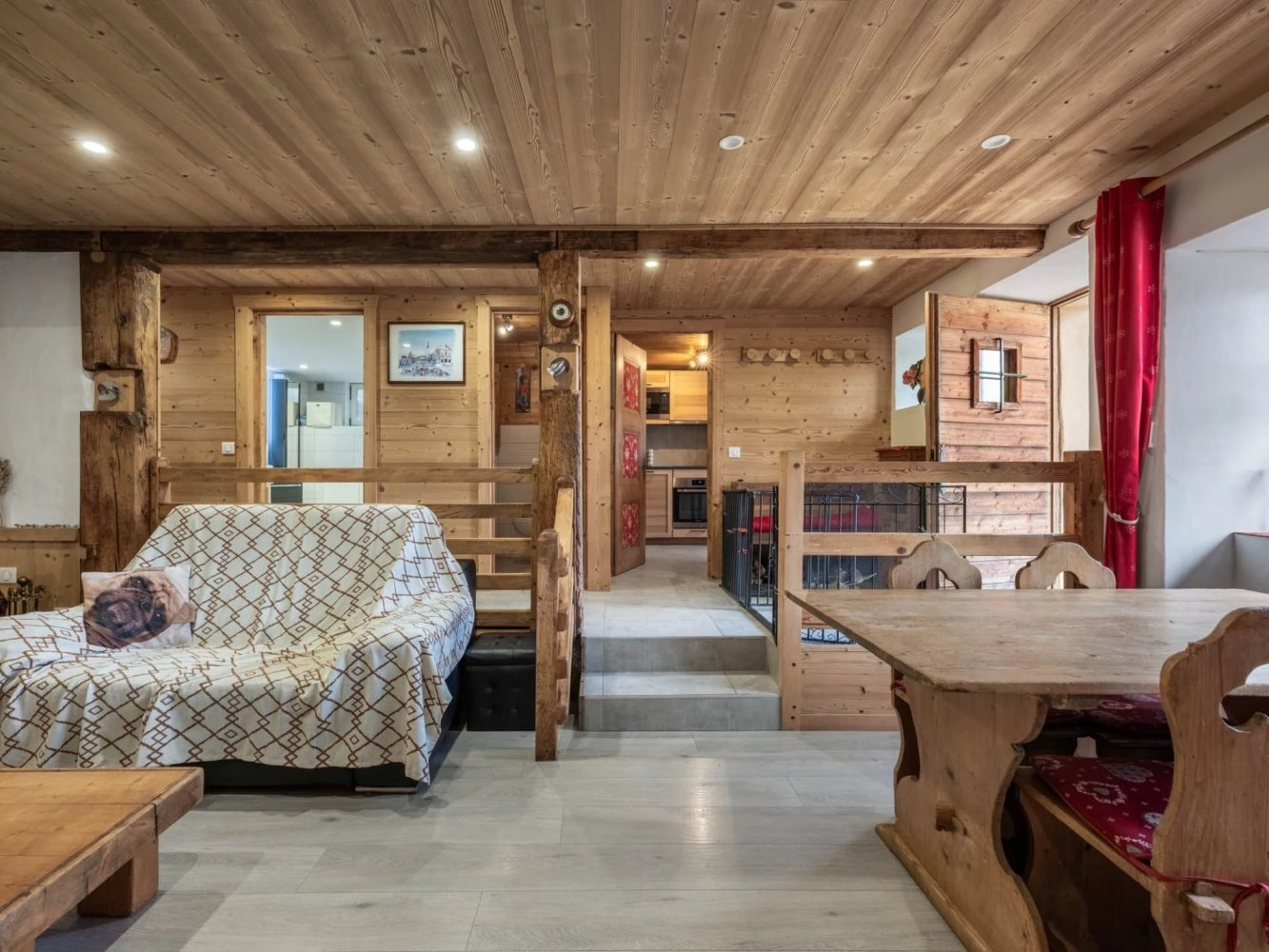 5 bedrooms Apartment in Megeve, France No. 343152